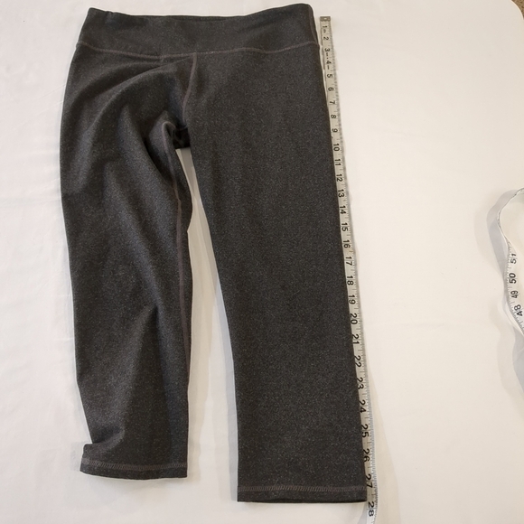 Fabletics Capri women's leggings dark gray , # cs1510254-0121-17030 , size S - Picture 8 of 8